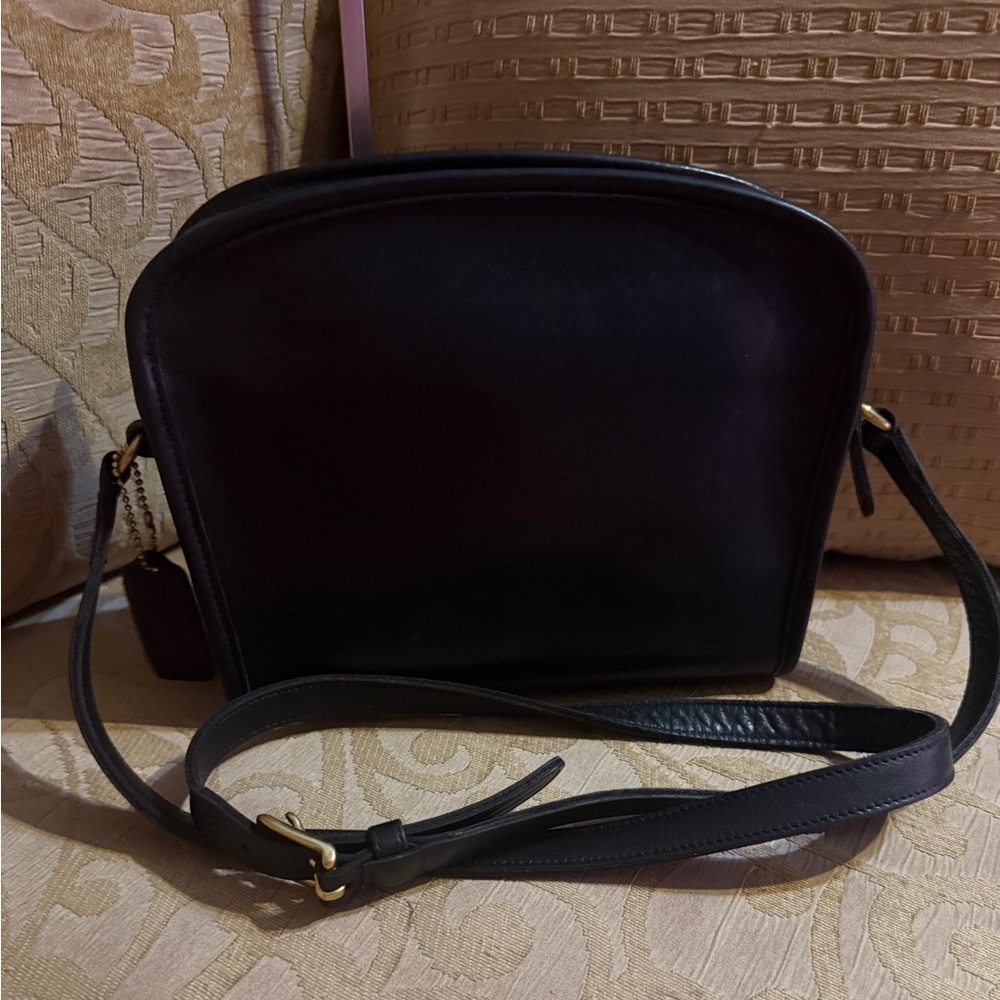 Coach Metropolis Zip Vintage (Style B9P-9087) preowned